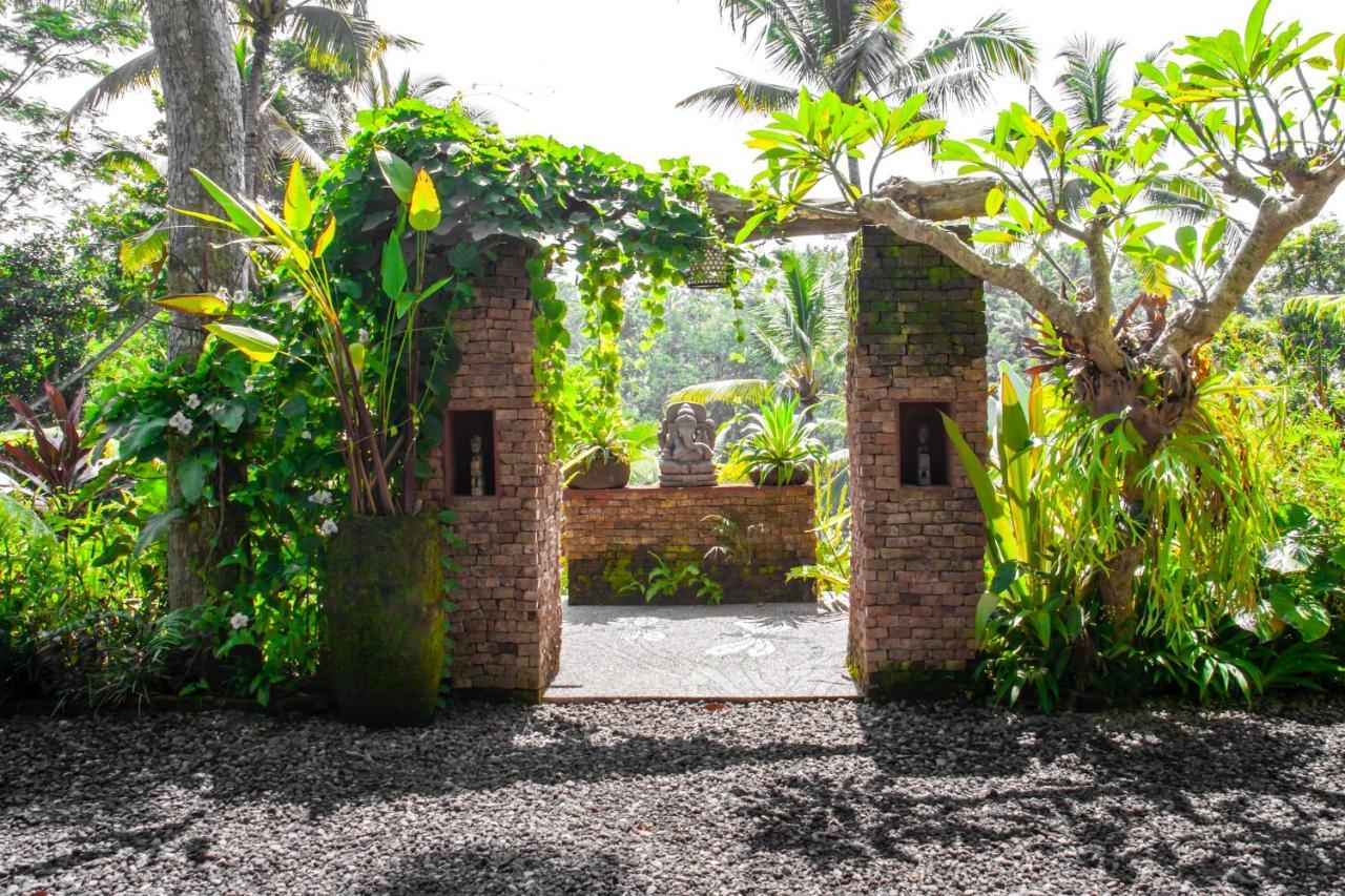 Villa Mahadevi Jungle Retreat Joglo 1 Ubud Kültér fotó
